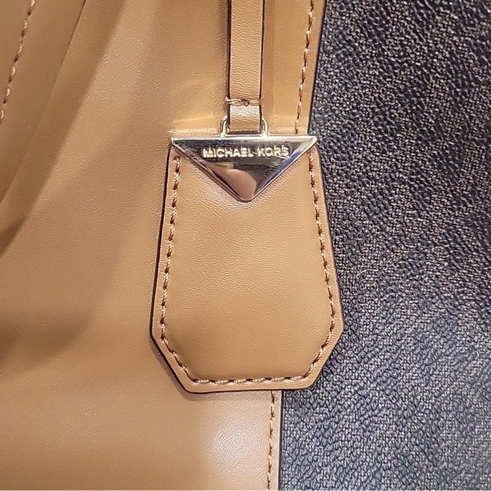 Michael Kors Meredith - Picture 8 of 9